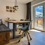 Alpine Goldquell - Infrarot Kabine, National Park Sommerkarte Und Bergblick