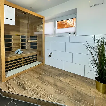 Alpine Goldquell - Infrarot Kabine, National Park Sommerkarte Und Bergblick