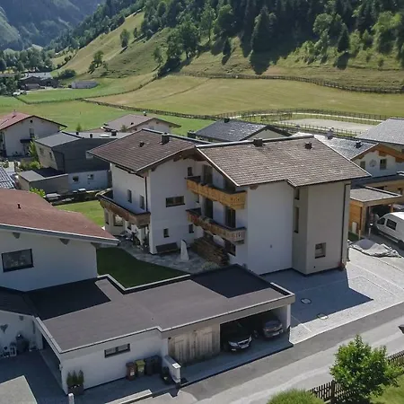 Alpine Goldquell - Infrarot Kabine, National Park Sommerkarte Und Bergblick *