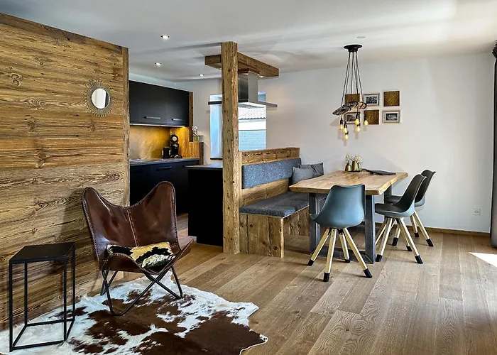 Alpine Goldquell - Infrarot Kabine, National Park Sommerkarte Und Bergblick *